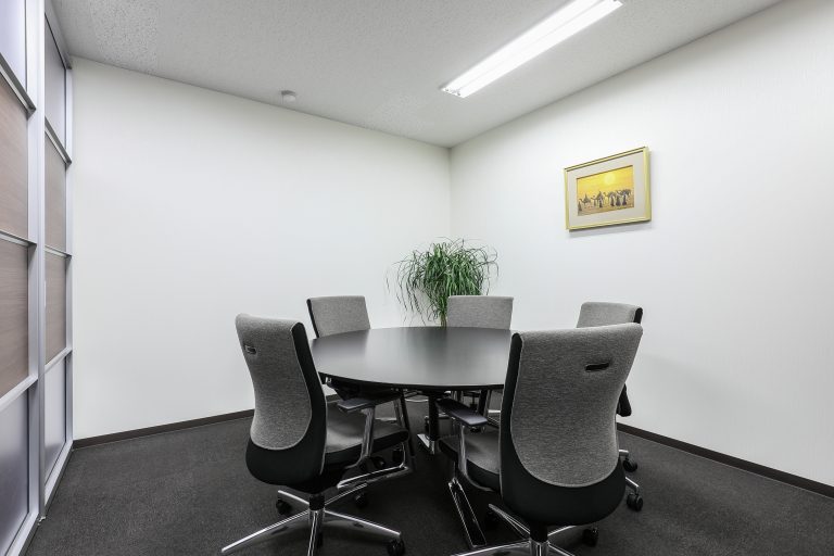 法務総合事務所文殊パートナーズ_小会議室①